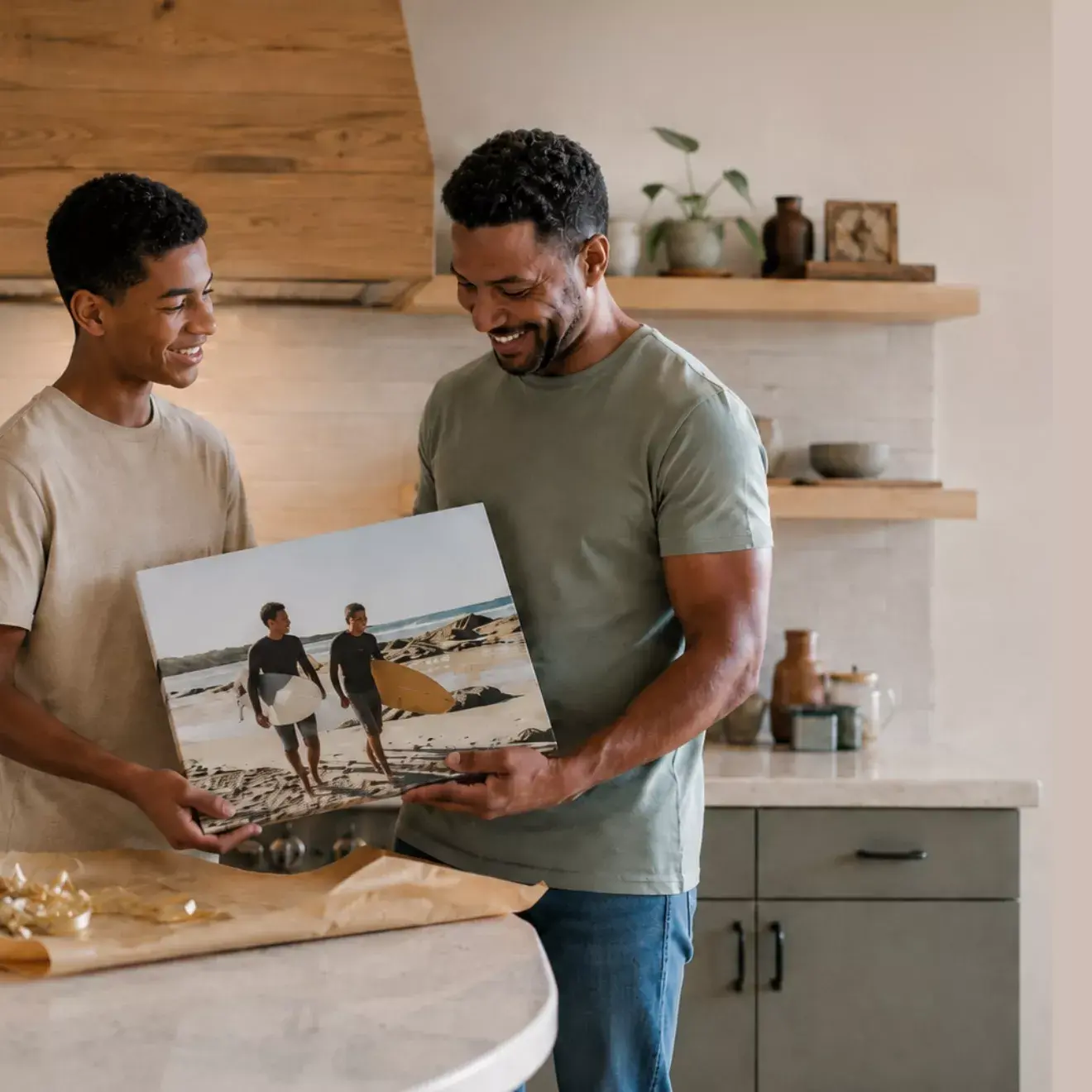 Showcasing special offers and discounts on top personalised products. Including photobooks, canvases, calendars and more. Shop now for limited-time deals and enjoy incredible savings on a variety of high-quality items.