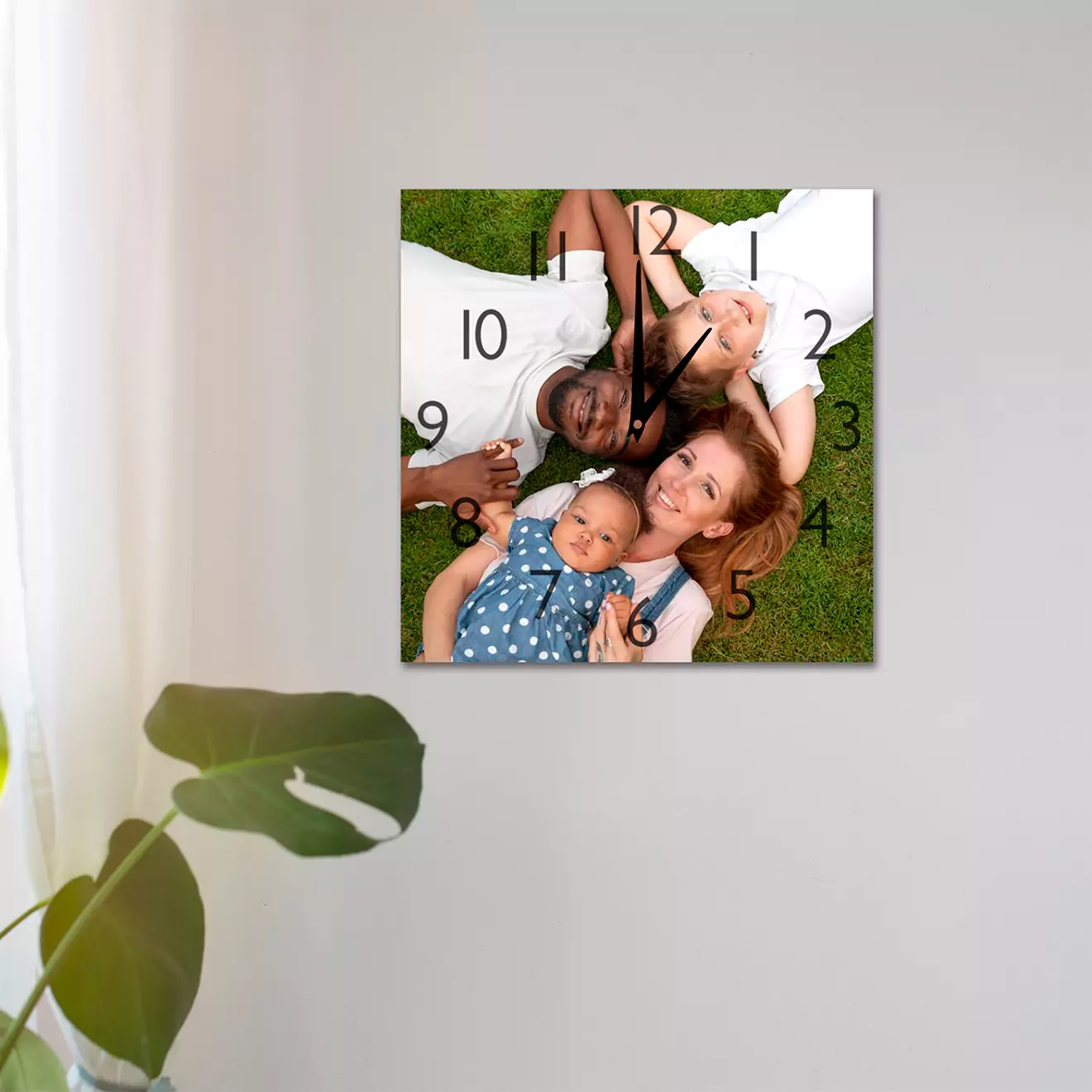 Relive your safari adventure with our customisable canvas clock, showcasing your wildlife photo from the Kruger National Park, a unique South African treasure keeping time.