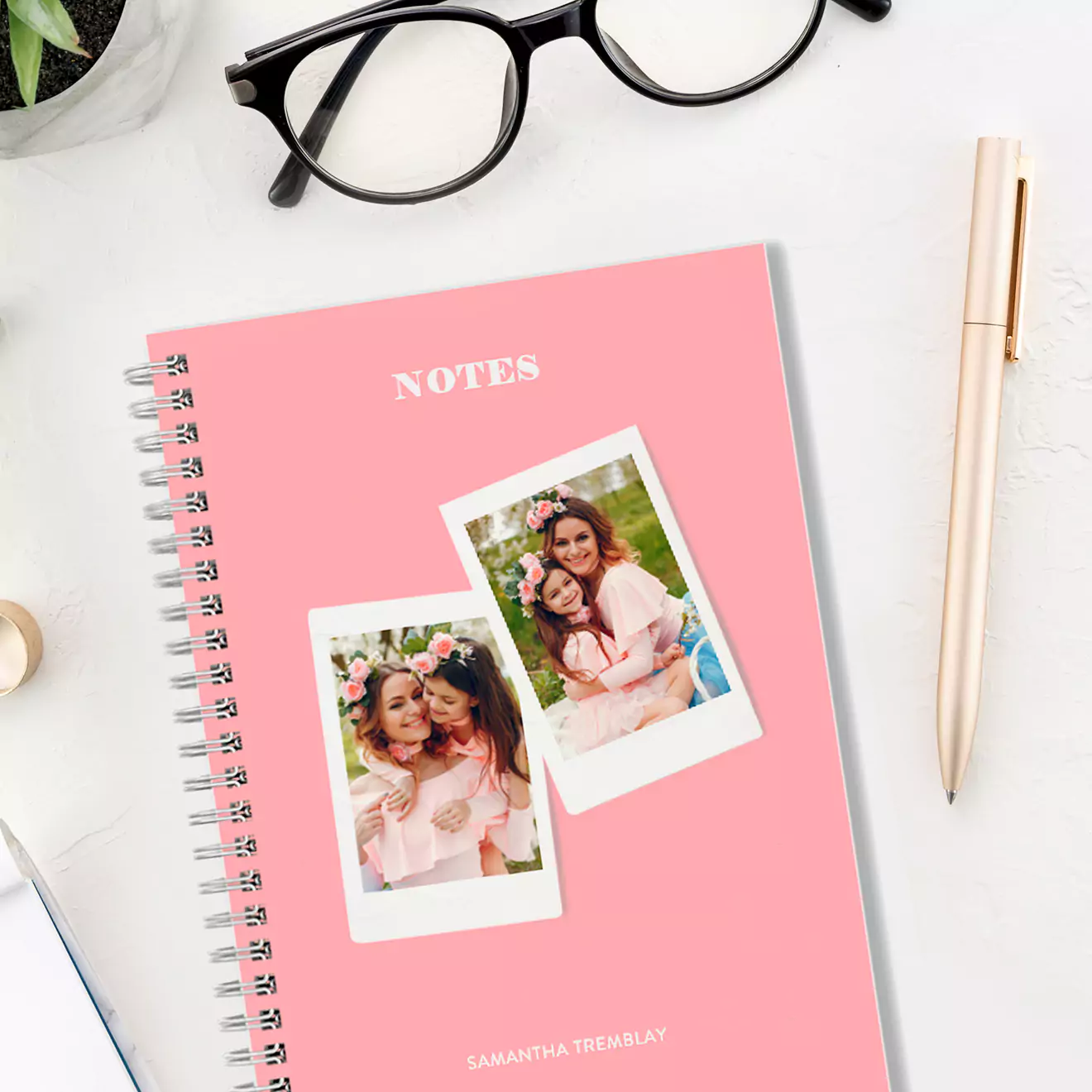 A customised notebook with a sleek design, ideal for teachers to use for notes, planning, or ideas. A perfect and thoughtful teacher’s gift from RapidStudio.