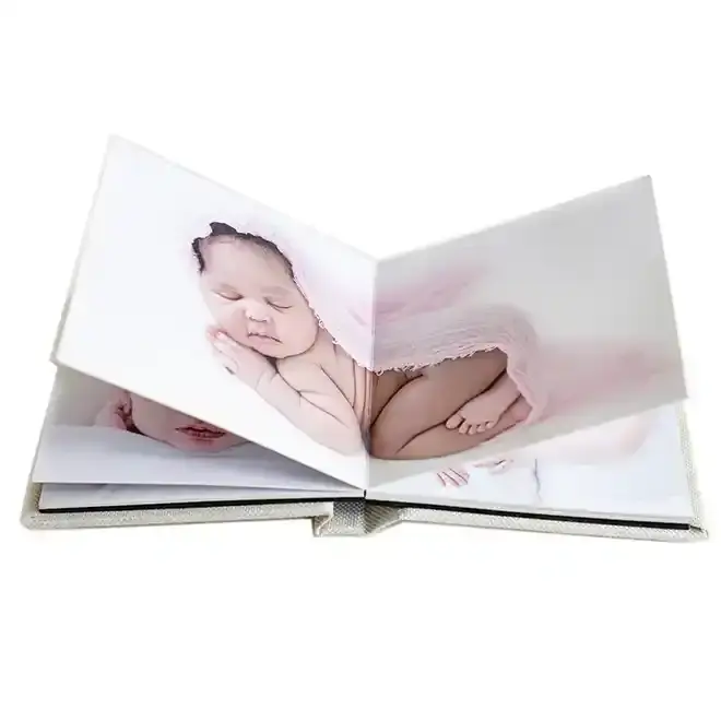 Rapidstudio small bragbook photobook with linen cover and layflat pages