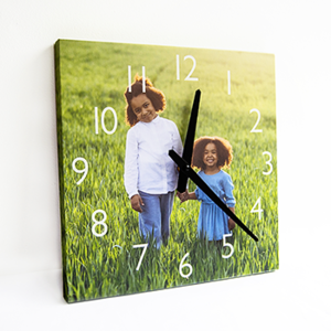 Create a photo canvas clock gift online with Rapidstudio