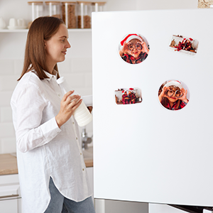 Create personalised Christmas magnets online with Rapidstudio