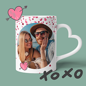 Create your own heart-shaped handle photo mug online with RapidStudio