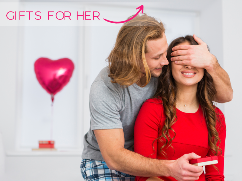 Spoil her for Valentine's Day with a personalised photo gift from RapidStudio